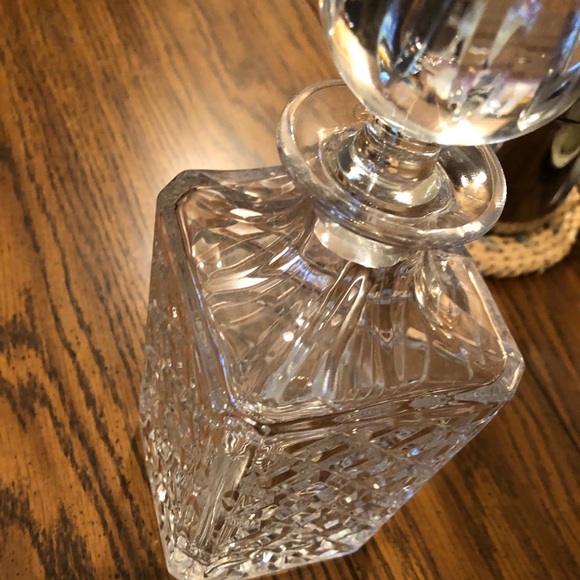 Crystal Whisky Decanter - Regal - Picture 2 of 6